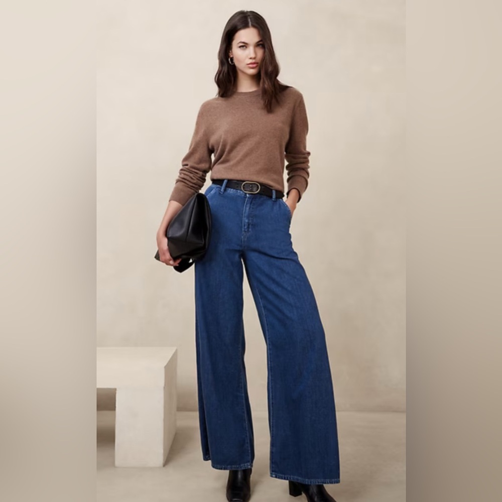 Ultra High-Rise Wide Leg Jeans